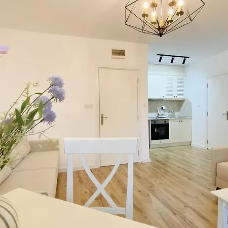 Апартаменты Apartello Modern In Downpark